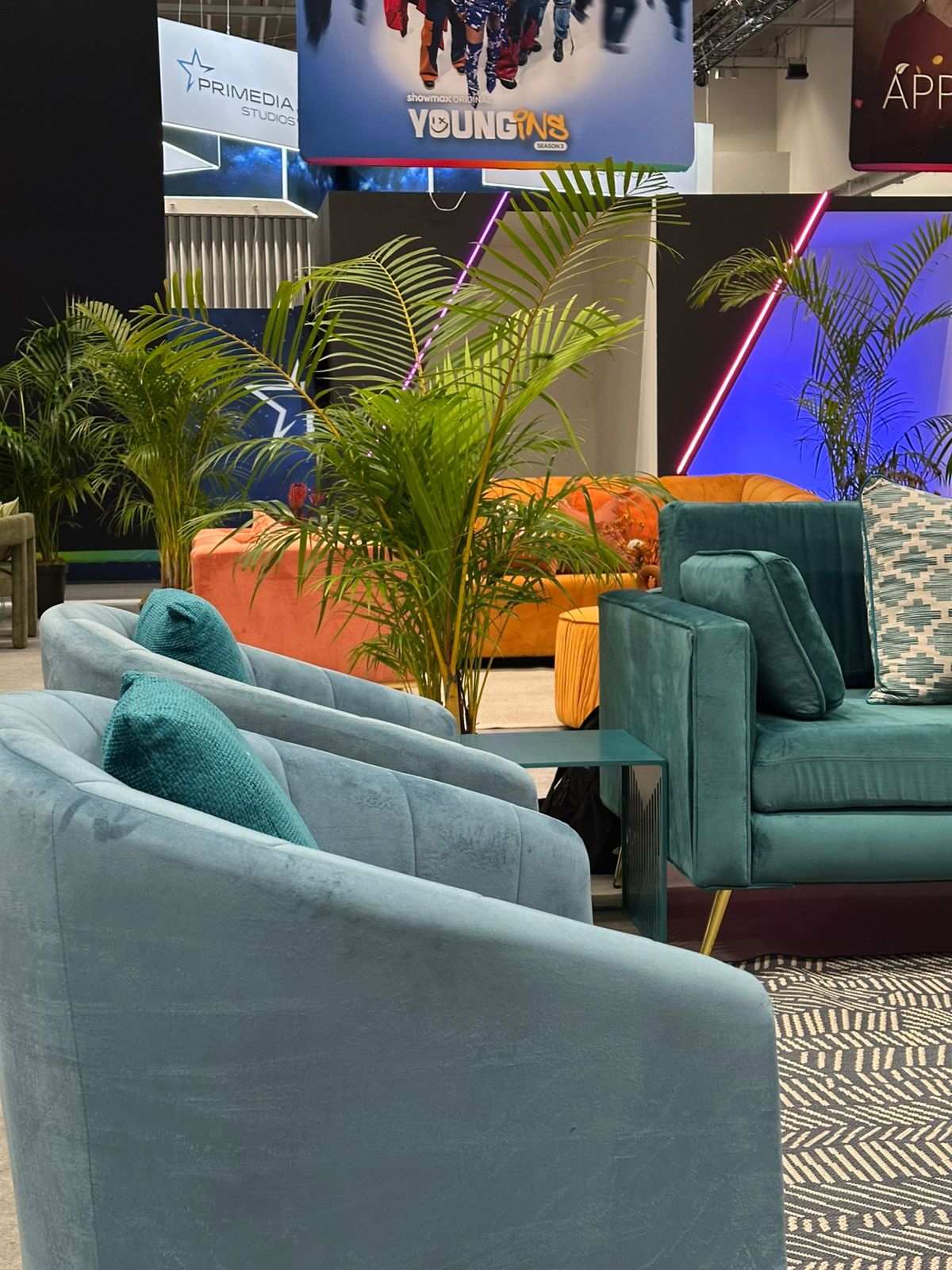 Behind the Scenes: The Logistics of Premium Greenery Hire 4 Behind the Scenes: The Logistics of Premium Greenery Hire