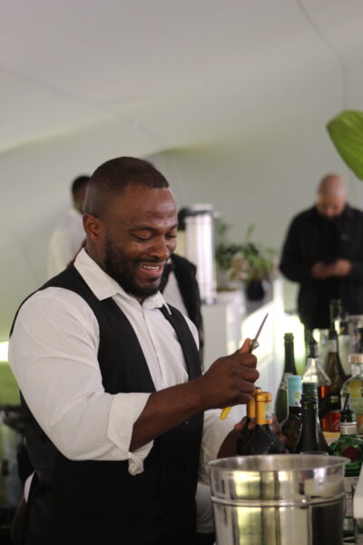 How Many Waiters and Bartenders Do You Need for an Event? A Practical Staffing Guide 4 Cluster 1 1